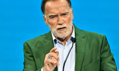 L'acteur américain et ancien gouverneur de Californie Arnold Schwarzenegger, le 3 juin 2025 à Vienne à l'ouverture du sommet annuel sur le climat  ( AFP / Joe Klamar )