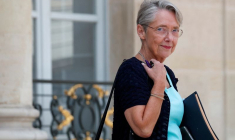 Le Premier ministre français Elisabeth Borne au Palais de l'Elysée à la suite de la réunion hebdomadaire du cabinet, après un remaniement gouvernemental, à Paris, France.