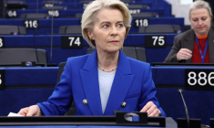 Ursula von der Leyen à Strasbourg, le 8 octobre 2025. ( AFP / FREDERICK FLORIN )