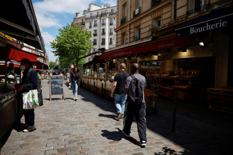 FRANCE: LA POPULATION ACTIVE DEVRAIT DIMINUER À PARTIR DE 2040, SELON UNE PROJECTION INSEE