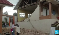 Au moins 162 morts dans un séisme en Indonésie