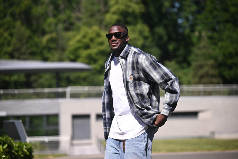 Ibrahima Konaté alerte sur l'état de fatigue des Bleus