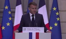 Attaques russes: Macron veut un "plan de protection de nos infrastructures critiques"