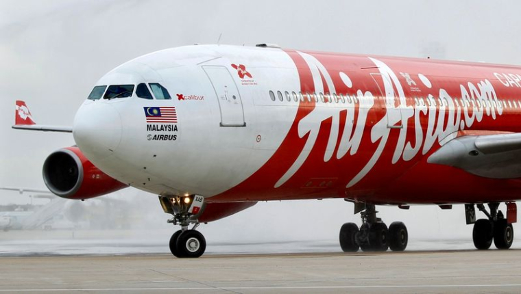 ACCORD AIRASIA-AIRBUS POUR RESTRUCTURER UNE COMMANDE DE CENTAINES D'AVIONS