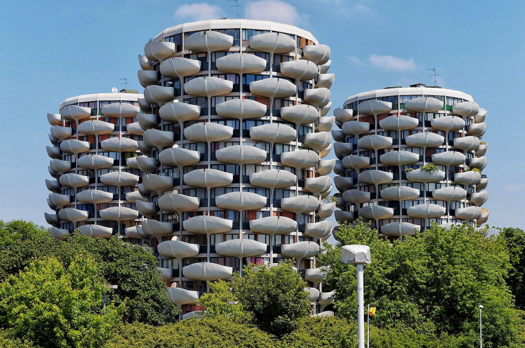 Les Choux de Créteil (Crédit photo: Paul Fleury - Wikimedia Commons)