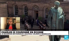 Charles III couronné en Ecosse