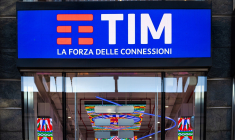 Une agence TIM (nom commercial de Telecom Italia) à Milan.  (crédit : Adobe Stock)