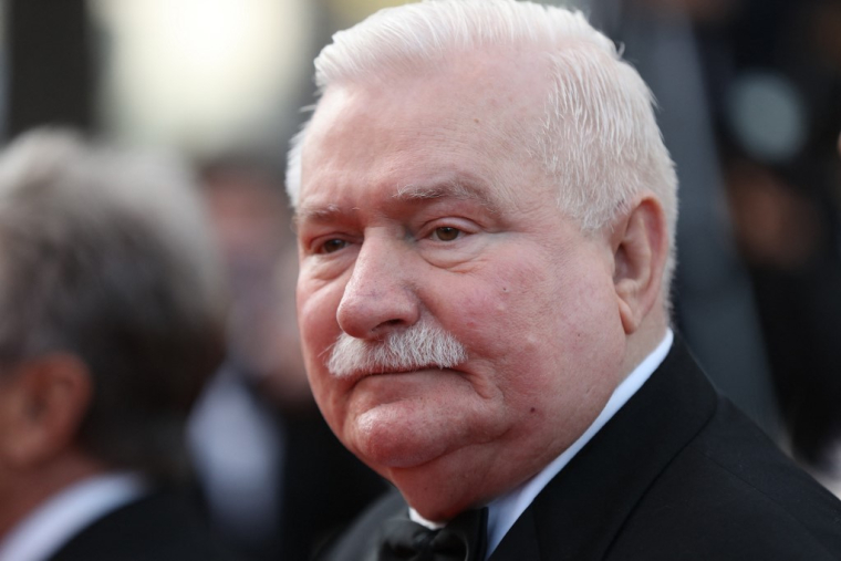 Lech Walesa, en 2017, à Cannes ( AFP / VALERY HACHE )