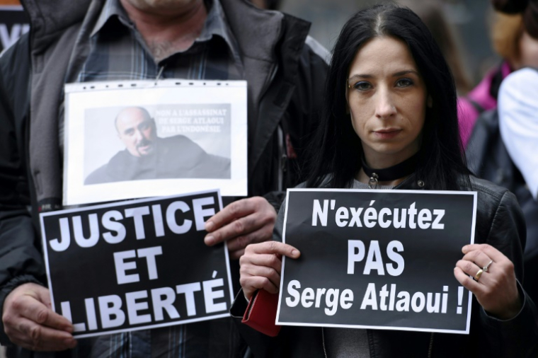 Manifestation de soutien pour Serge Atlaoui le 25 avril 2015 à Metz. ( AFP / ALEXANDRE MARCHI )