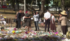 Attentat à Sydney: l'ancien Premier ministre Tony Abbott se rend au mémorial