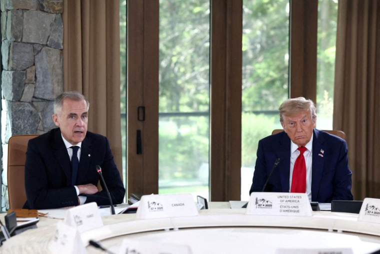 Le président américain Donald Trump et le Premier ministre canadien Mark Carney