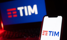 ( AFP / MARCO BERTORELLO )