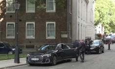 Lammy arrive à Downing Street alors que le Starmer procède à un remaniement