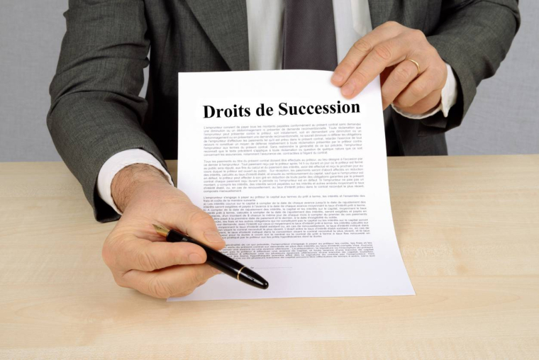 Quel recours pour payer les droits de succession ? / iStock-Richard Villalonundefined