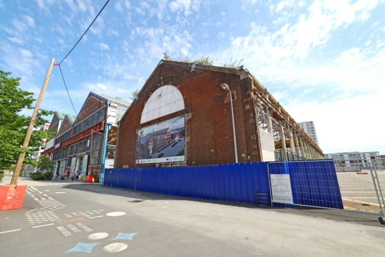 L'ancienne usine monumentale Fives Cail Babcock (FCB) rénovée en éco-quartier Fives Cail après désamiantage, le 21 mai 2025 à Lille, dans le nord de la France ( AFP / FRANCOIS LO PRESTI )