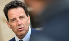 Geoffroy Roux de Bézieux à Paris, le 22 mai 2023. ( AFP / EMMANUEL DUNAND )