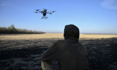 Un opérateur de drone ukrainien, en octobre 2024, dans la région de Donetsk (illustration) ( AFP / GENYA SAVILOV )