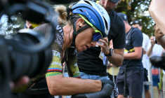 La Française Pauline Ferrand-Prévot à l'issue de la 5e étape du Tour de France, le 5 août 2026 à Belleville-en-Beaujolais ( AFP / NICOLAS TUCAT )