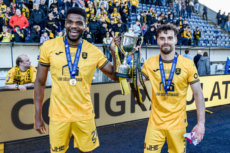 Quand le PSG inspire une équipe écossaise