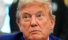 Trump se laisse deux semaines pour décider ou non d'impliquer les USA