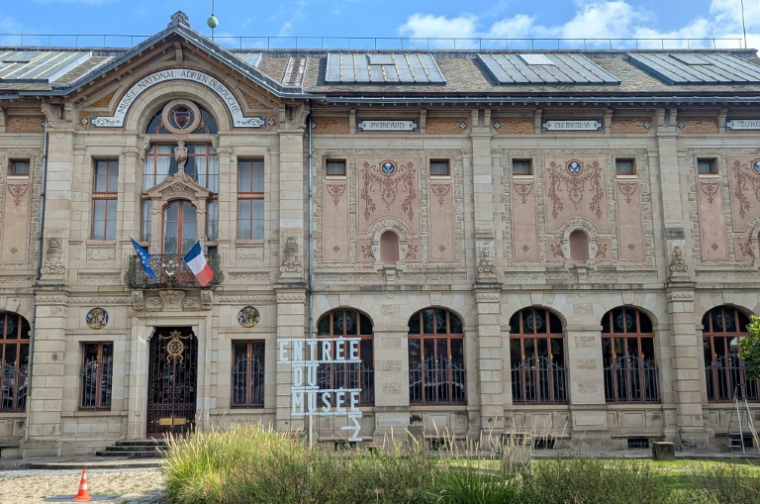 Le musée national de céramique Adrien Dubouche cambriolé pendant la nuit, le 4 septembre 2025 à Limoges, en Haute-Vienne ( AFP / Franck LAGIER )
