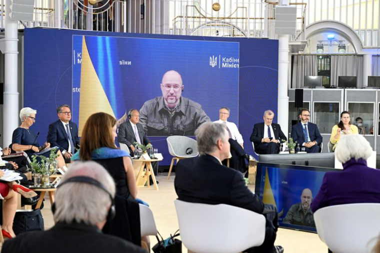 LE G7 MOBILISE 19,8 MILLIARDS DE DOLLARS POUR L'UKRAINE ET SE DIT PRÊT À FAIRE PLUS