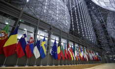 Drapeaux des pays de l'Union européenne au Conseil de l'Union européenne à Bruxelles