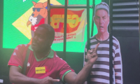 Dans les rues de Rio, une effigie de l'ex-président déchu Bolsonaro devient un spot photo