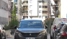 Près de Lyon, une mère et ses deux enfants trouvés morts dans leur appartement