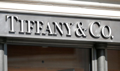 LA CE A APPROUVÉ LE PROJET DE MARIAGE ENTRE TIFFANY ET LVMH