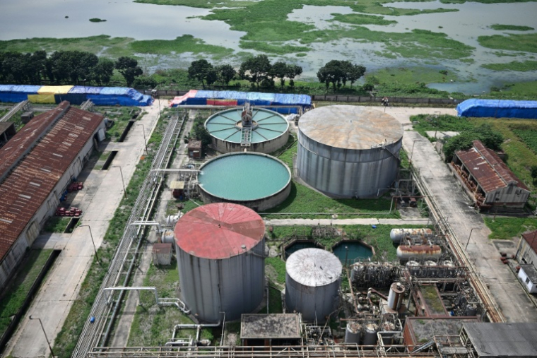 Vue aérienne de l'usine d'engrais de Ashuganj, dans l'est du Bangladesh, à l'arrêt depuis un an, le 12 août 2026 ( AFP / Salahuddin Ahmed )