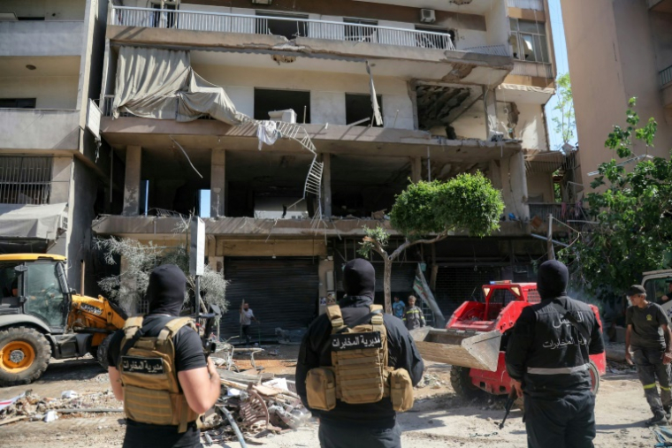 Immeuble endommagé à la suite d'une frappe israélienne dans la banlieue sud de Beyrouth, le 14 juin 2026. ( AFP / Ibrahim AMRO )