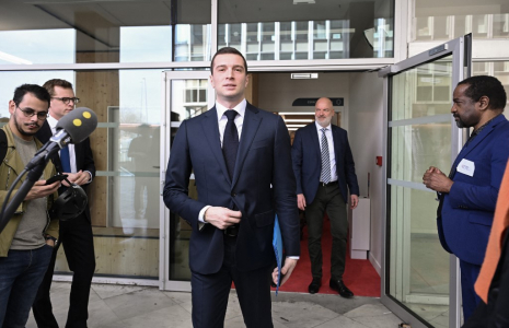 Jordan Bardella à Puteaux, le 20 mars 2024. ( AFP / BERTRAND GUAY )