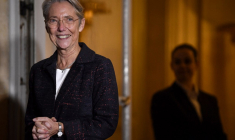 Élisabeth Borne à Paris, le 12 décembre 2022. ( POOL / JULIEN DE ROSA )