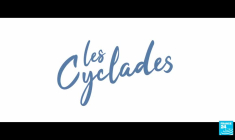 Olivia Côte dans "Les Cyclades" avec Laure Calamy