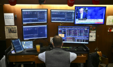 Un opérateur à la Bourse de New York, le 19 octobre 2026 ( AFP / ANGELA WEISS )
