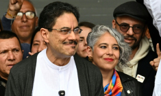 Le candidat à la présidence de la Colombie du parti au pouvoir Ivan Cepeda, après avoir voté dans un bureau de vote lors de l'élection présidentielle à Bogota, le 31 mai 2026 ( AFP / Raul ARBOLEDA )