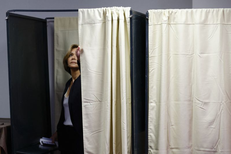 FRANCE 2022: PÉCRESSE ANNONCE QU'ELLE VOTERA POUR MACRON AU SECOND TOUR