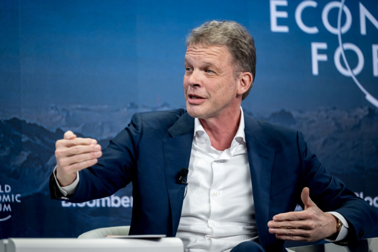 Christian Sewing à Davos, en Suisse, le 18 janvier 2024. ( AFP / FABRICE COFFRINI )