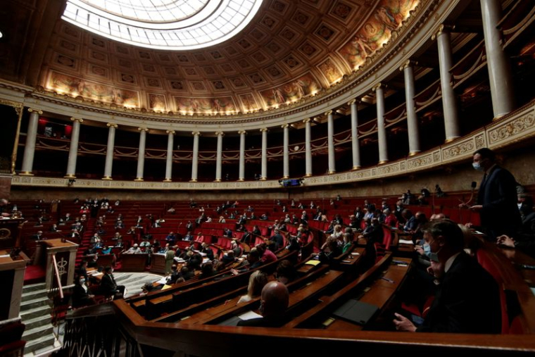 LES DÉPUTÉS VOTENT LE TEXTE "CLIMAT ET RÉSILIENCE"