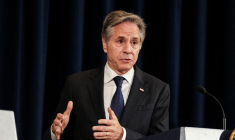 Le secrétaire d'État américain Antony Blinken tient une conférence de presse à Washington, aux États-Unis