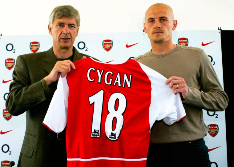 Pascal Cygan, cité par Mamdani : « Ma technique et mon toucher de balle étaient apparemment inoubliables »