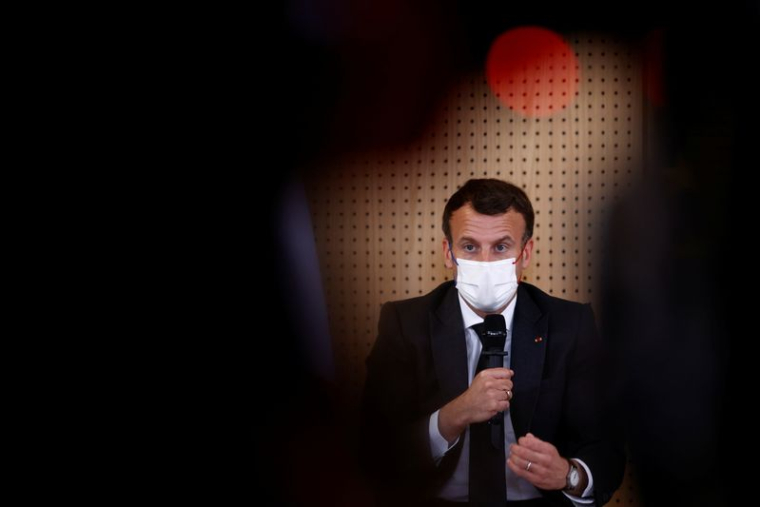 MACRON VEUT UN DÉBAT NATIONAL SUR LA CONSOMMATION DE DROGUE