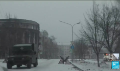 Frappe russe à Kramatorsk : les secours s'activent pour retrouver des survivants