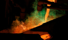 Opérations de fusion du cuivre à la mine d'El Teniente, la plus grande mine souterraine de cuivre au monde, à Machalí, près de Rancagua, au Chili, le 2 avril 2025 ( AFP / RAUL BRAVO )