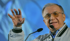L'ancien président roumain Ion Iliescu en septembre 2004. ( AFP / DANIEL MIHAILESCU )