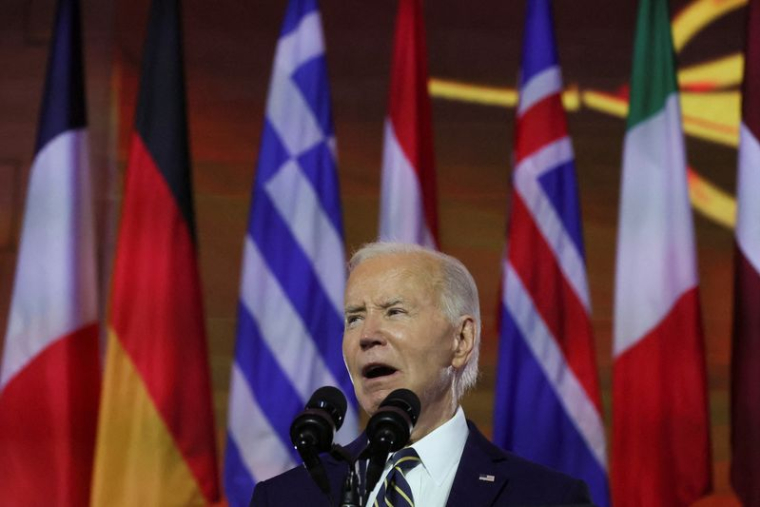 Le président américain Joe Biden prononce un discours lors d'un événement marquant le 75e anniversaire de l'OTAN à Washington