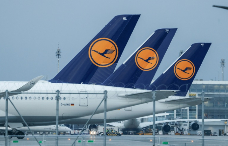 Des avions de la compagnie allemande Lufthansa au sol à l'aéroport international de Munich, lors d'une grève le 20 février 2024 ( AFP / Michaela Stache )