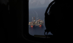 USA: LES COMPAGNIES PÉTROLIÈRES ÉVACUENT LEURS PLATES-FORMES À L'APPROCHE DE LA TEMPÊTE IDA