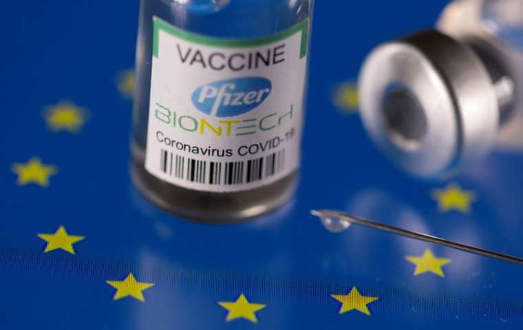 L'UE ATTEND 50 MILLIONS DE DOSES SUPPLÉMENTAIRES DU VACCIN PFIZER AU DEUXIEME TRIMESTRE